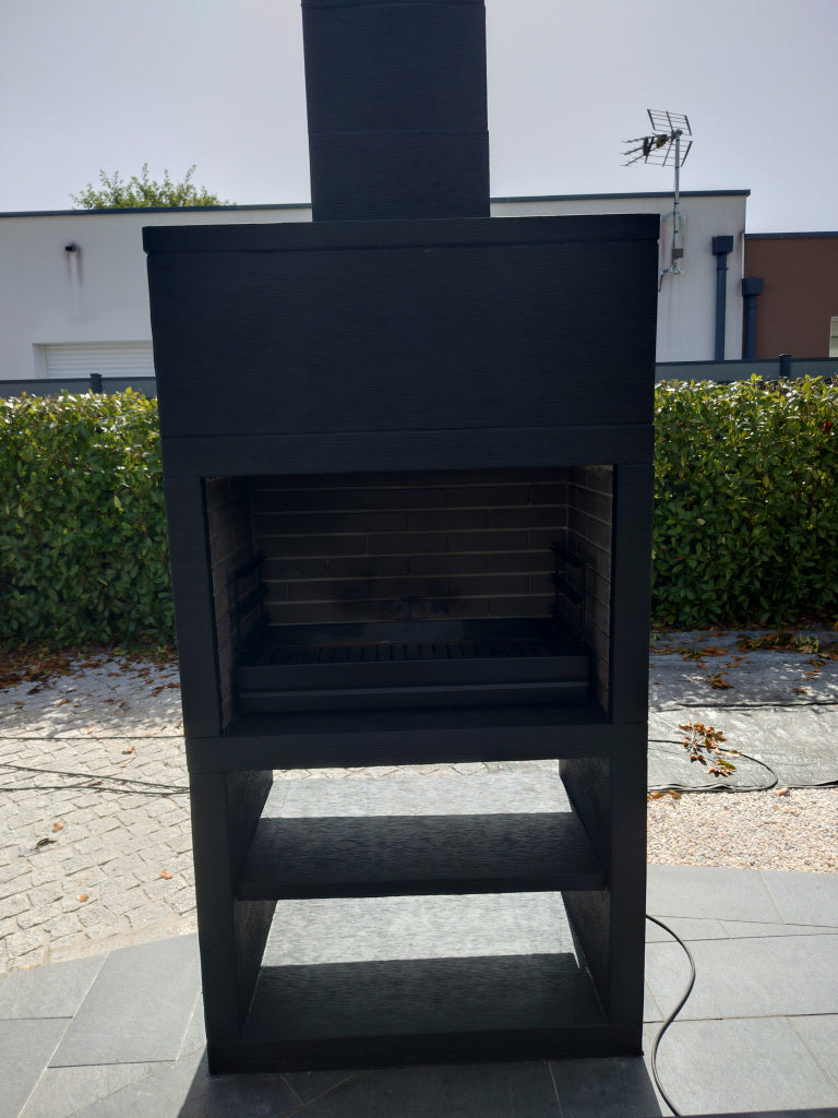 Linea 25 – Barbecue moderne design (4 coloris) avec grilloir acier 80 cm inclus -