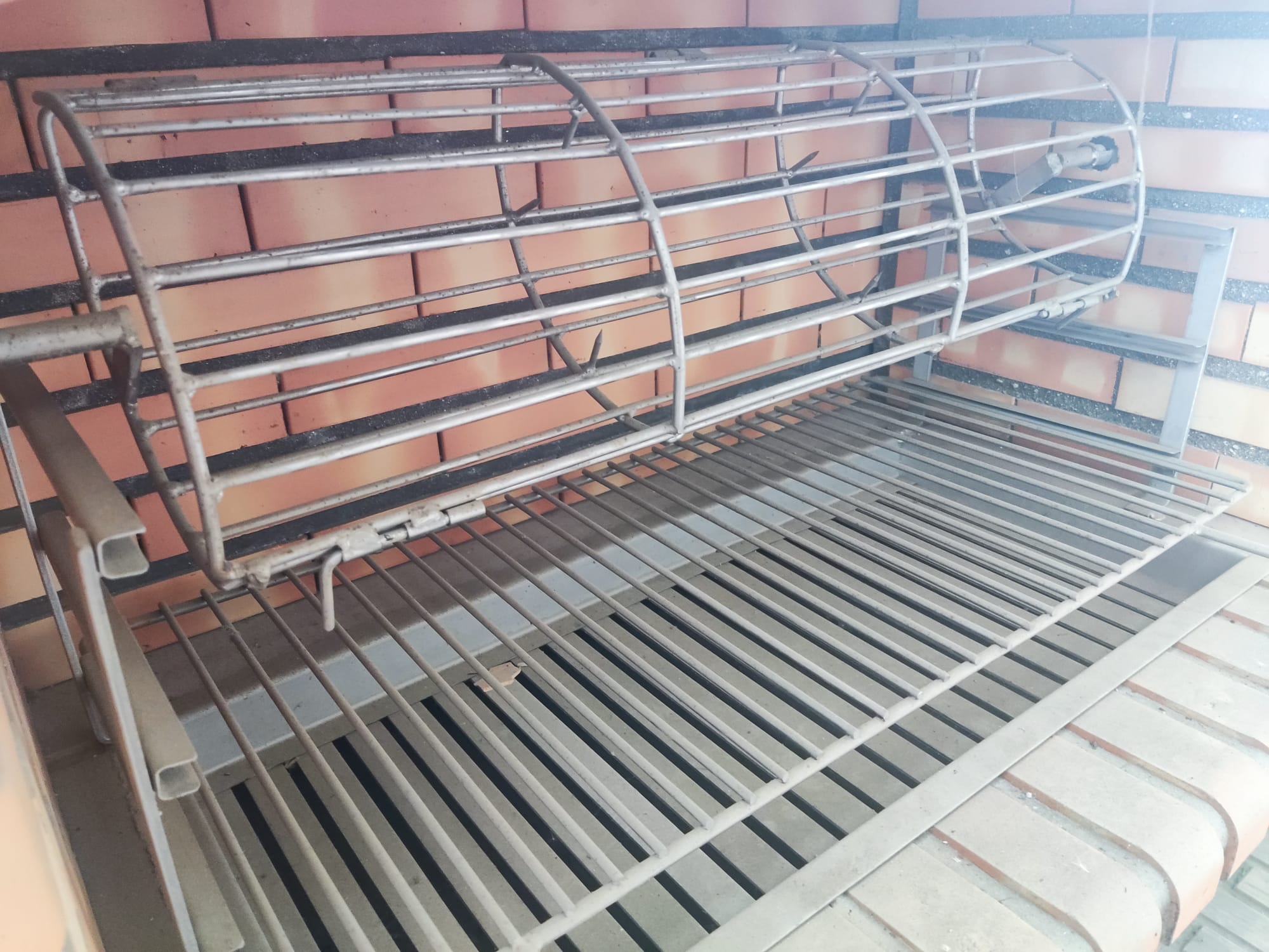 Rôtissoire Cochon de Lait Inox + Moteur Électrique (pour barbecues Terracotto/Rustika/Nexa/Inoxa)