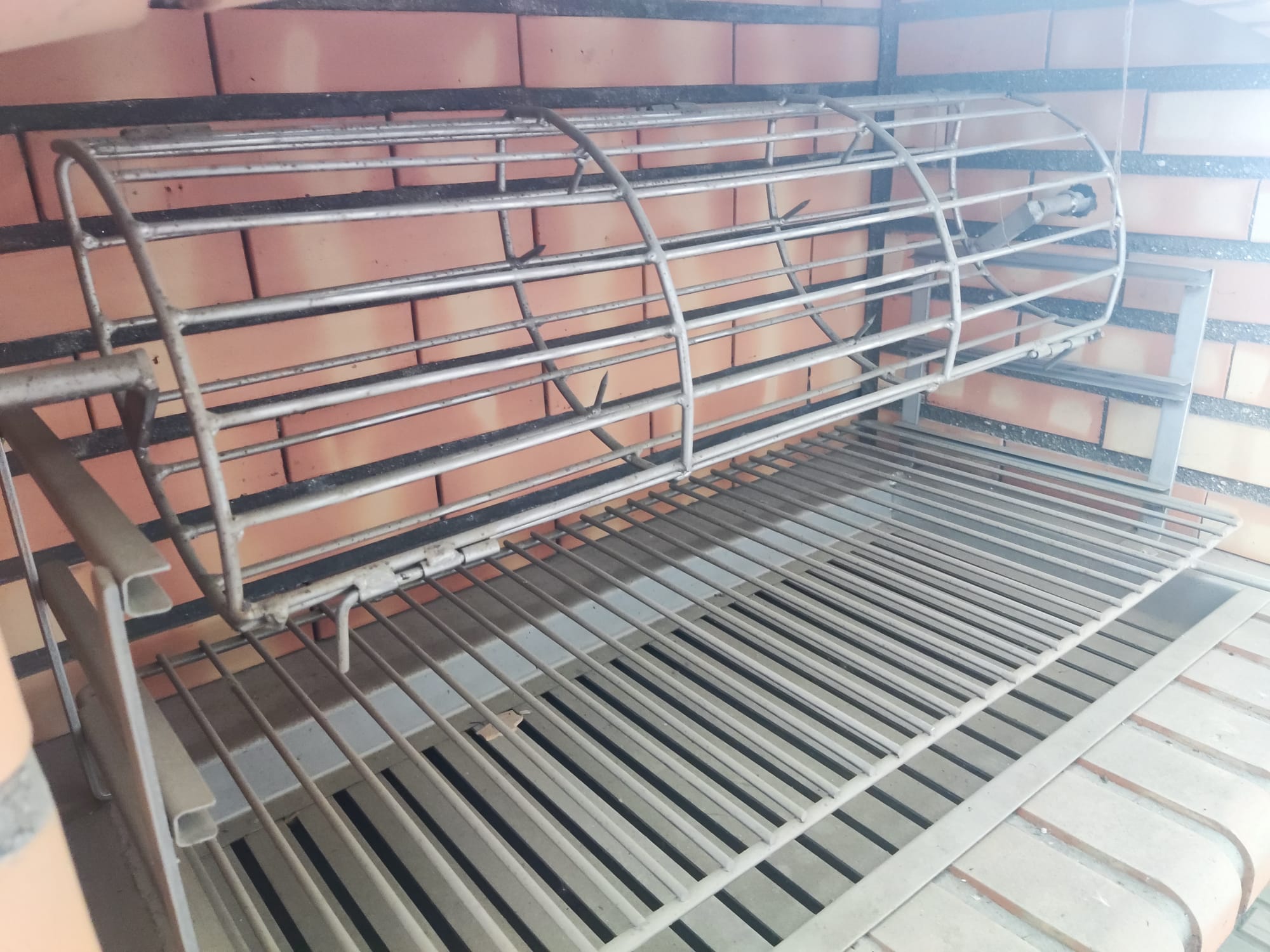 Rôtissoire Cochon de Lait Inox + Moteur Électrique (pour barbecues Terracotto/Rustika/Nexa/Inoxa)