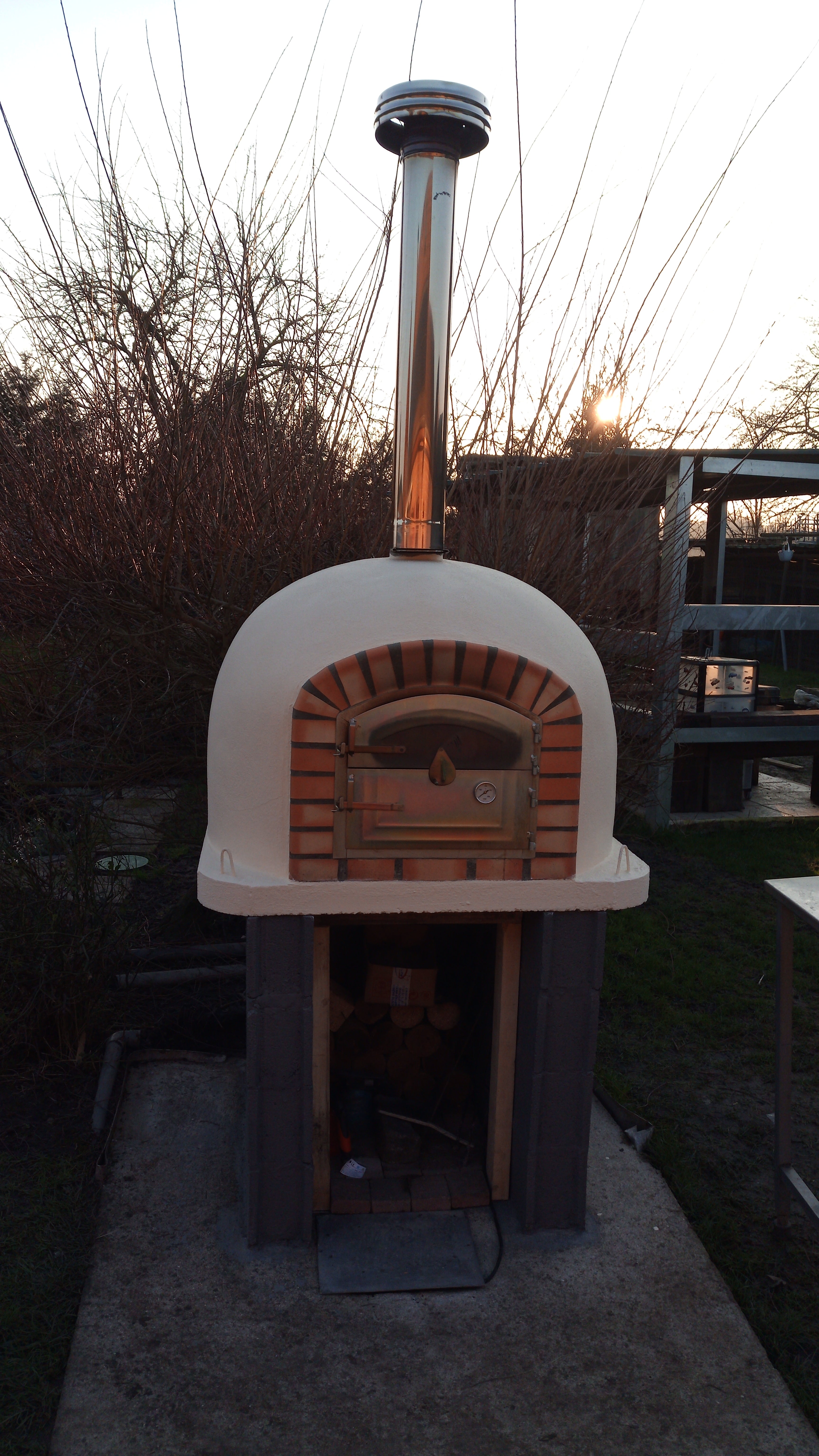 Four à Bois CENTORO 120 cm – Four à Pizza Traditionnel à Cheminée Centrale