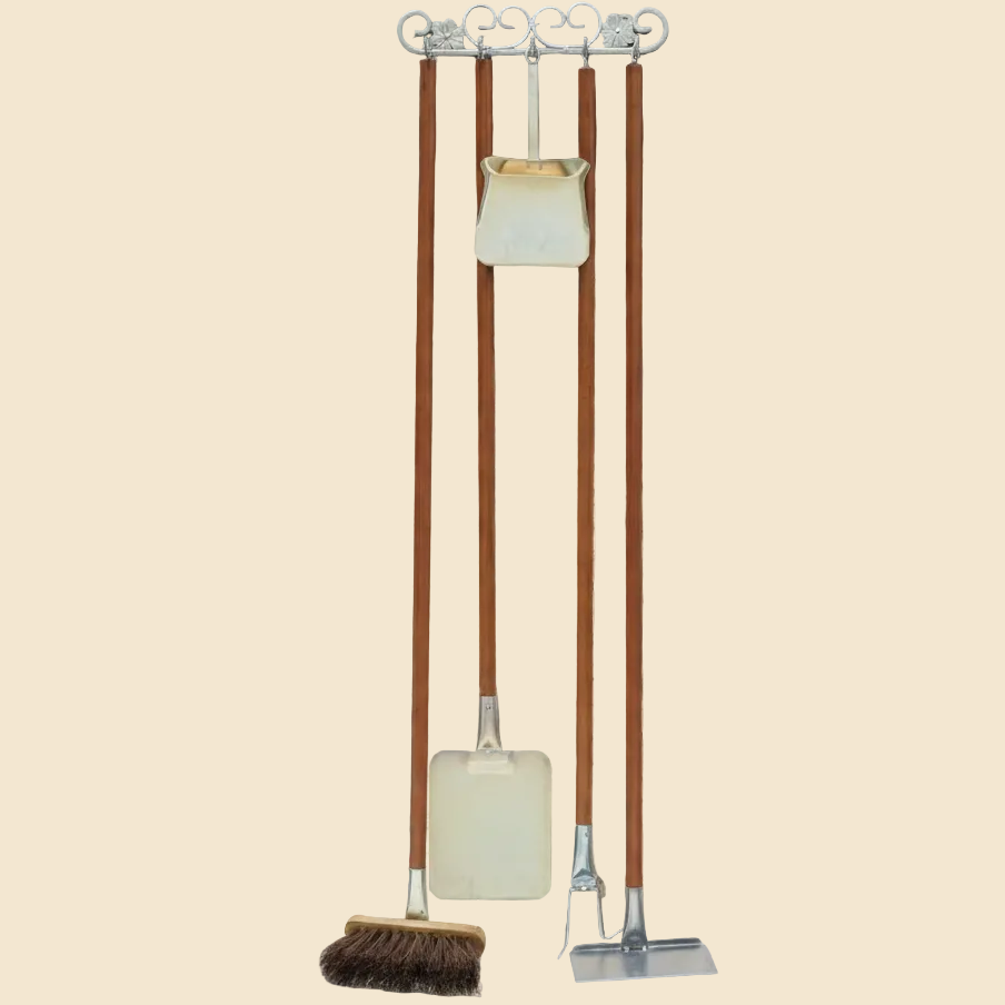 Étui pour four à bois – Set d’ustensiles manches en bois & têtes inox + support mural (140 cm)