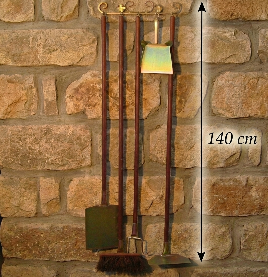 Étui pour four à bois – Set d’ustensiles manche en bois + support mural (finition métal jaune)