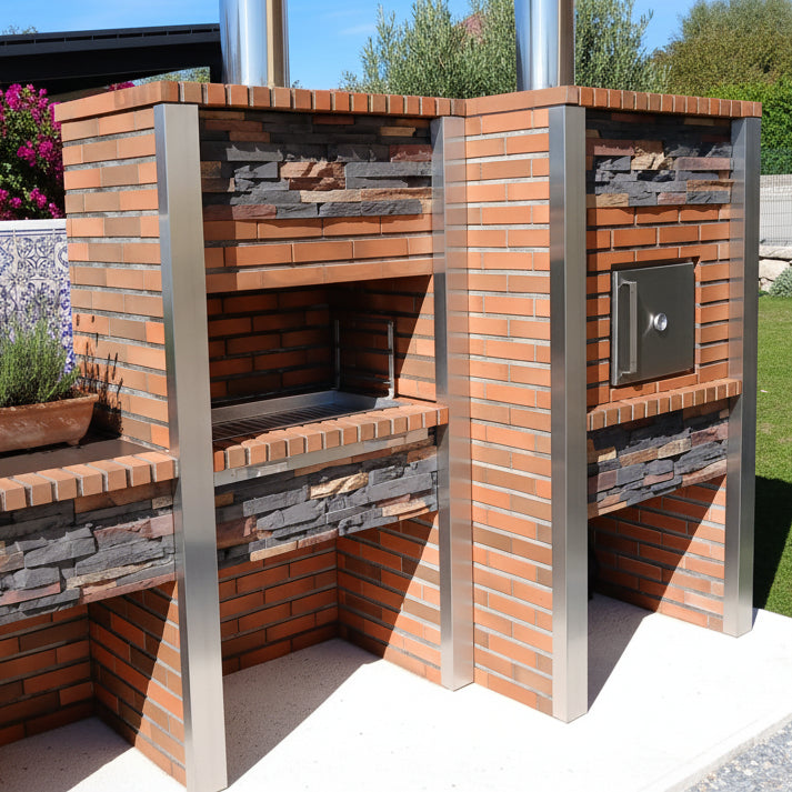 Inoxa 307 – Cuisine extérieure premium en pierre reconstituée avec Four Ø75 cm + barbecue 80×38 et plan en grès