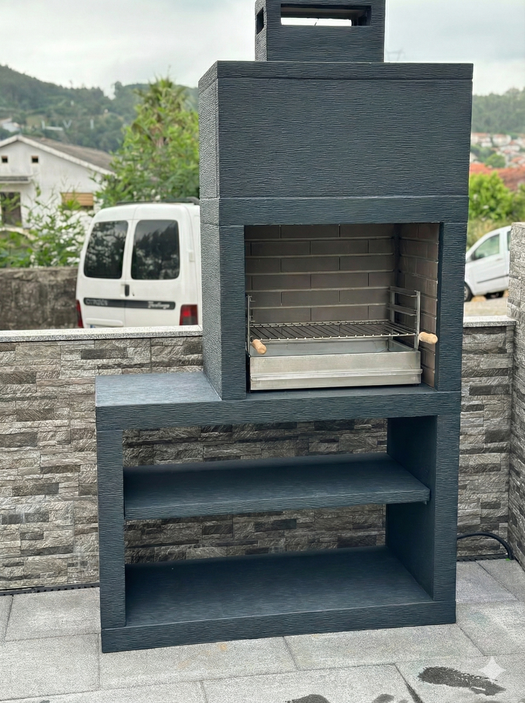 Linea 12 – Barbecue moderne avec module latéral (4 coloris) – grilloir acier 60 cm inclus